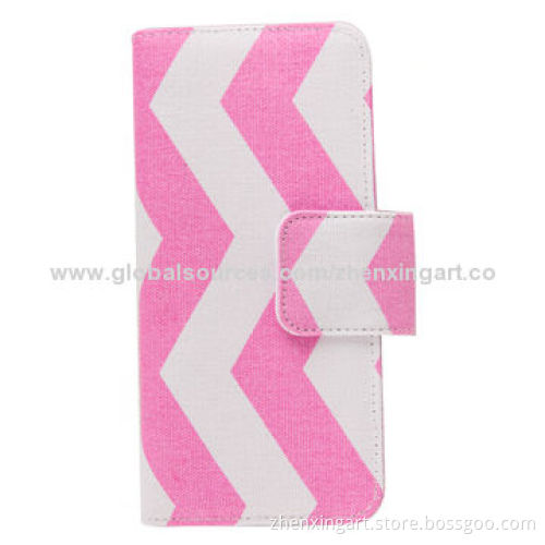 Chevron pattern wallet